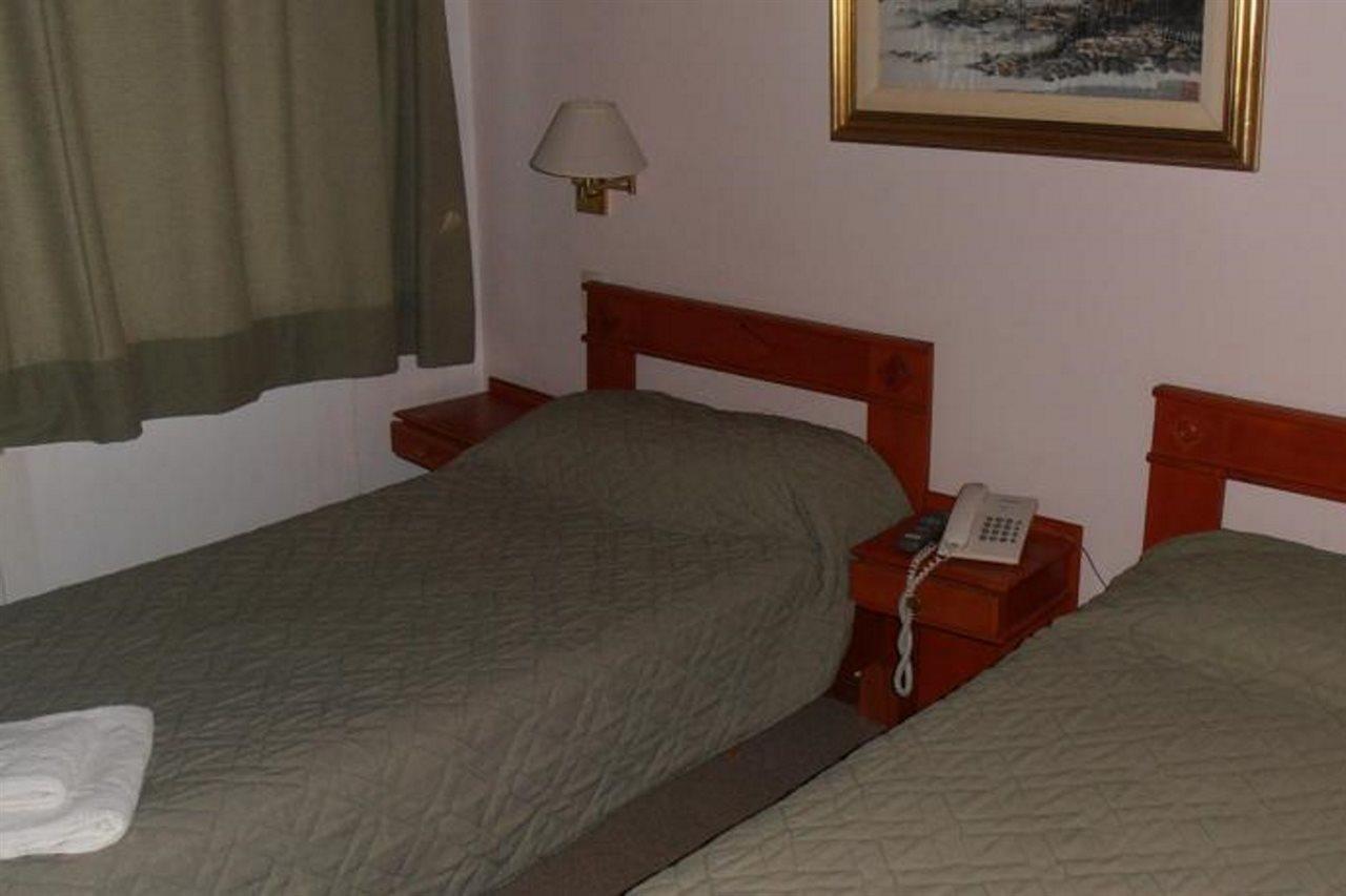 Hotel Antartida Argentina Ushuaia Buitenkant foto