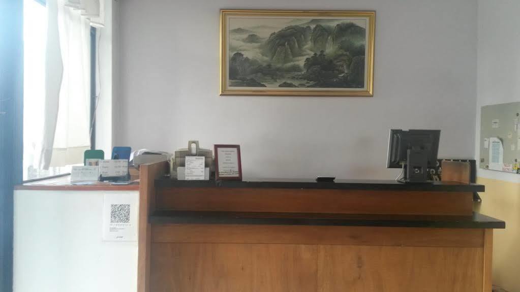 Hotel Antartida Argentina Ushuaia Buitenkant foto